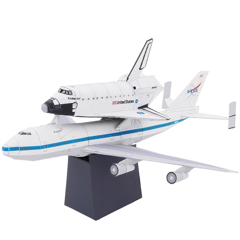 Art Craft With Cardboard - Boeing 747 Pesawat Angkut Ulang-alik Seni