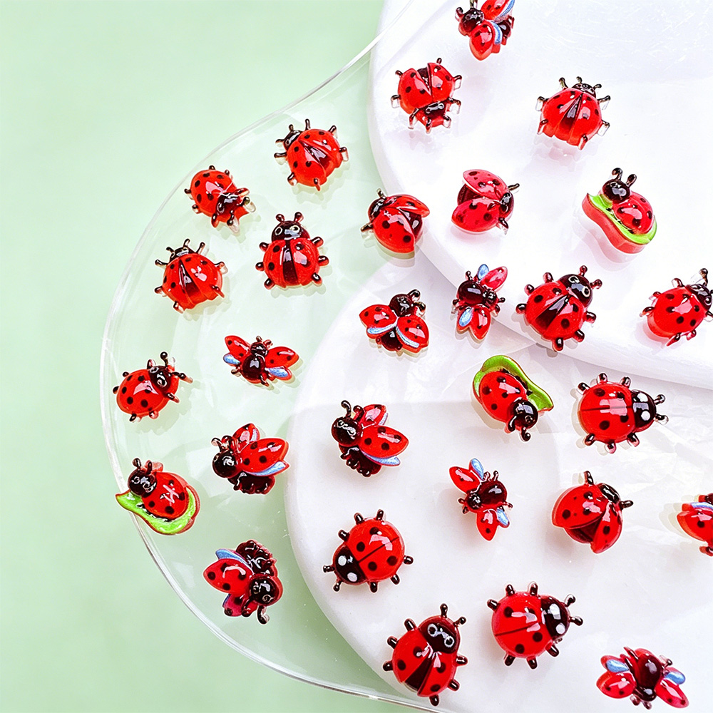 50Pcs Hiasan Kuku 3D Campuran  - Art Craft Ladybug ulasan dan harga